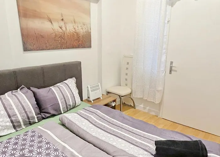 Homestay Cozy In Lugner Area Vienna