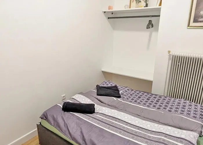 Cozy In Lugner Area Homestay *